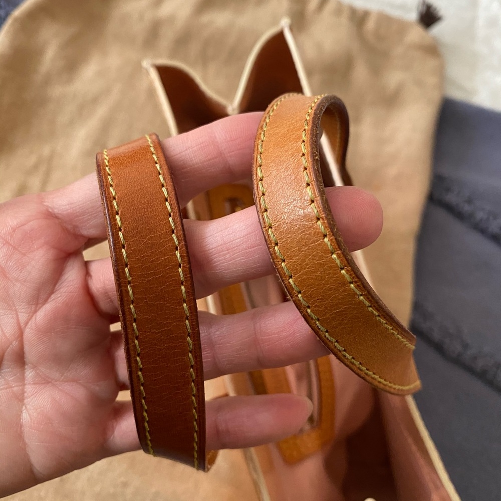 Authentic LV - Picture 4 of 6